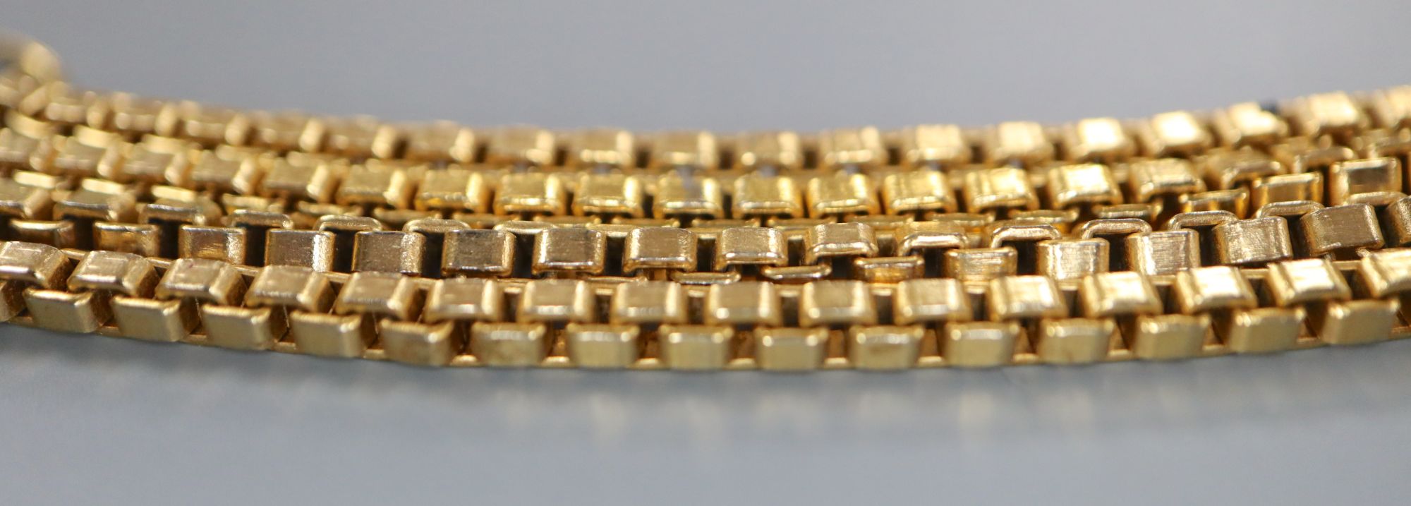A yellow metal belcher link chain, 76cm, 19 grams.